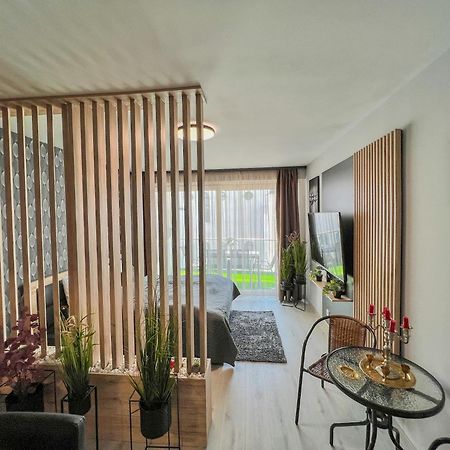 Villa Bauhaus Labi Garden Wellness Apartman シオーフォク エクステリア 写真