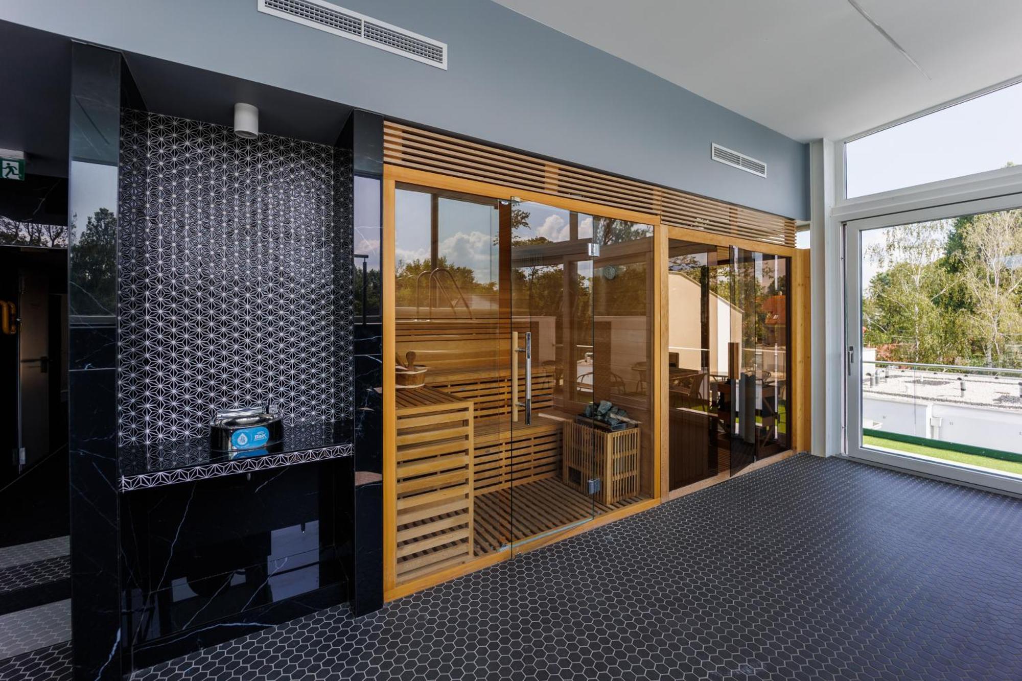 Villa Bauhaus Labi Garden Wellness Apartman シオーフォク エクステリア 写真